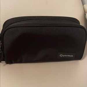 TaylorMade Players Small Organizer Black Sleek Durable Design